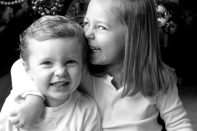 A Parent’s Guide to Managing Sibling Rivalry Therapy Changes